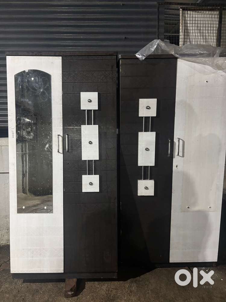 4 cupboard wardrobe