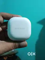 Samsung earbuds