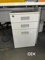 Used like new featherlite brand pedestal box available in bulk quantit