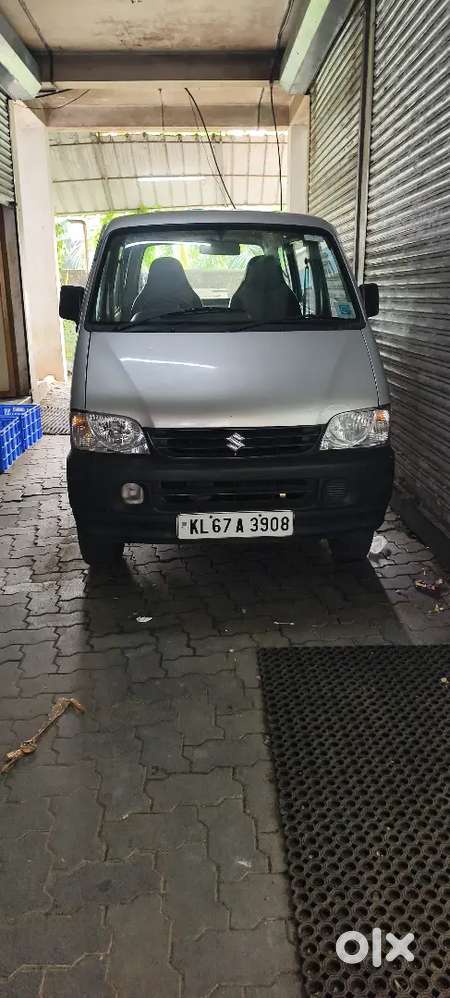 ഡ്രൈവറെ ആവശ്യം ഉണ്ട്