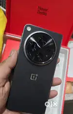 One plus Open 5G 16gb/512gb 8 month old brand new condition bill box