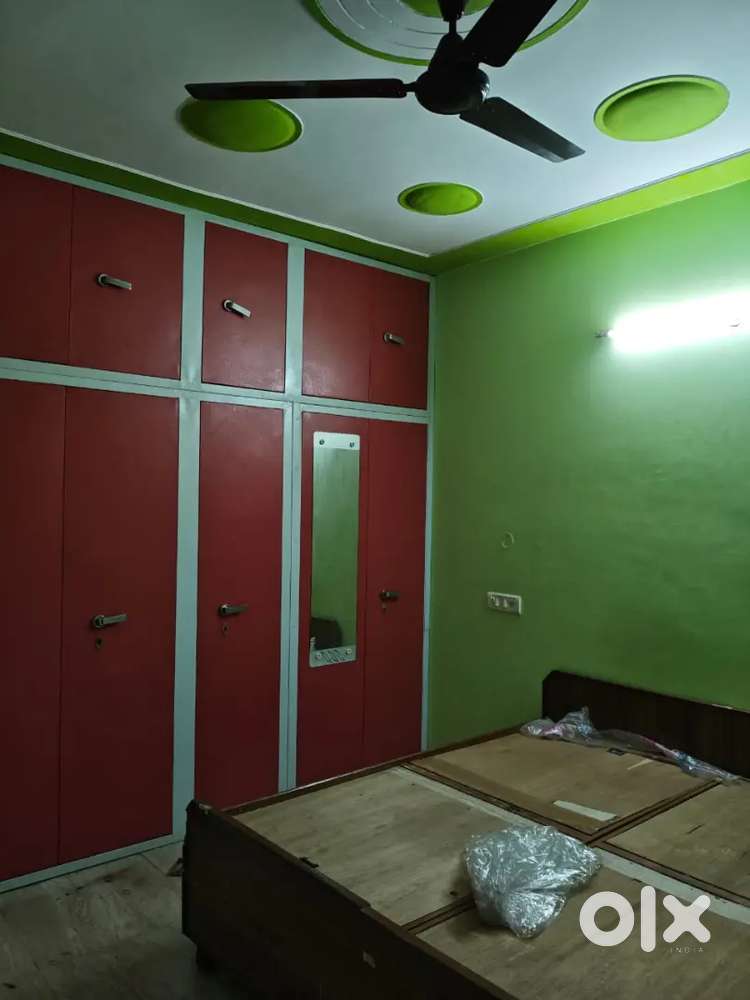 2BHK SEMI FURNISHED SECOND FLOOR ON RENT PATIALA ROAD ZIRAKPUR