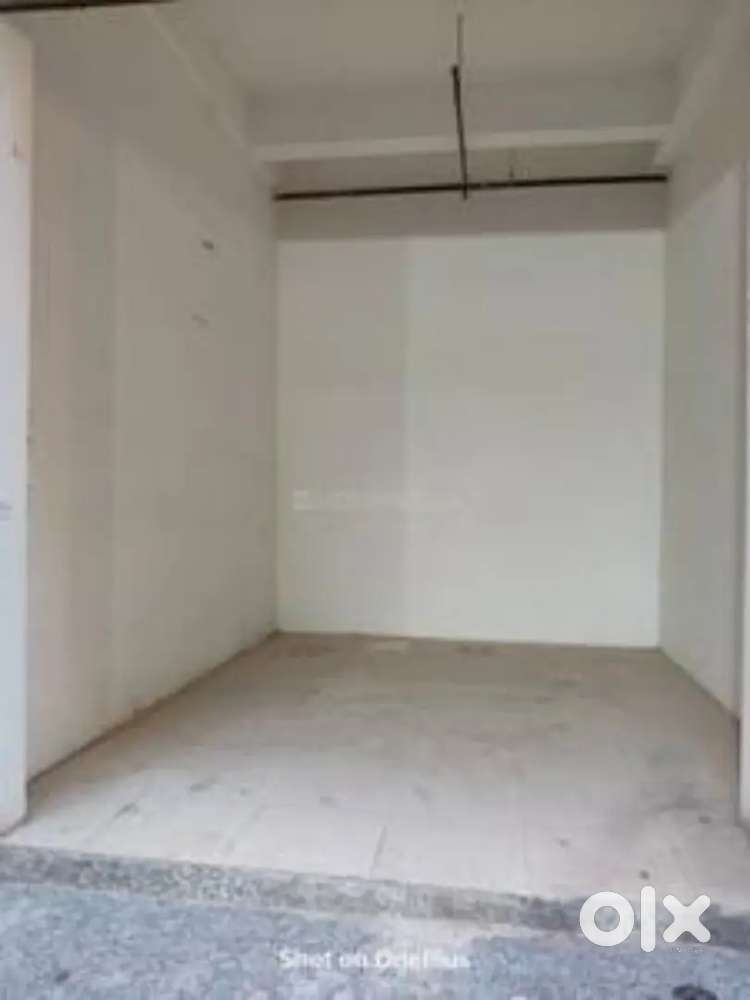 rent sell both optimain crowded location main market near auto station
