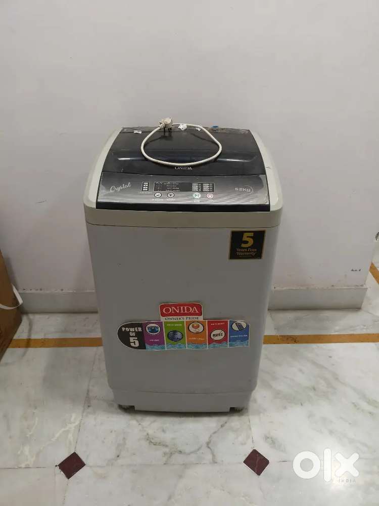 Almost new fully automatic washing machine about 1-2 years old