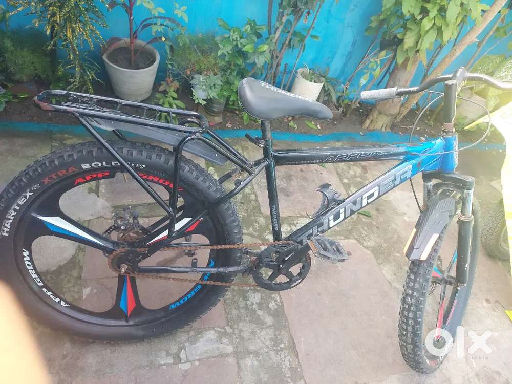 Cycle 1 saal chala hai best condition