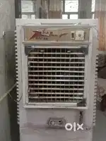 It's a cooler good condition with remote controller