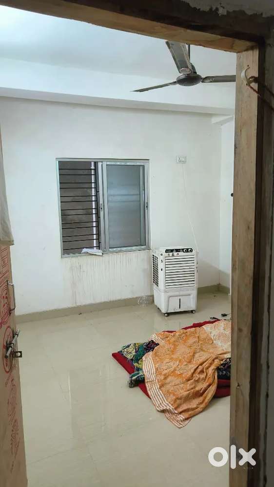 Urgent need flatmate