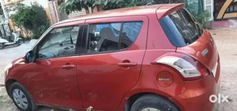 Maruti Suzuki Swift 2012 Diesel 141000 Km Driven