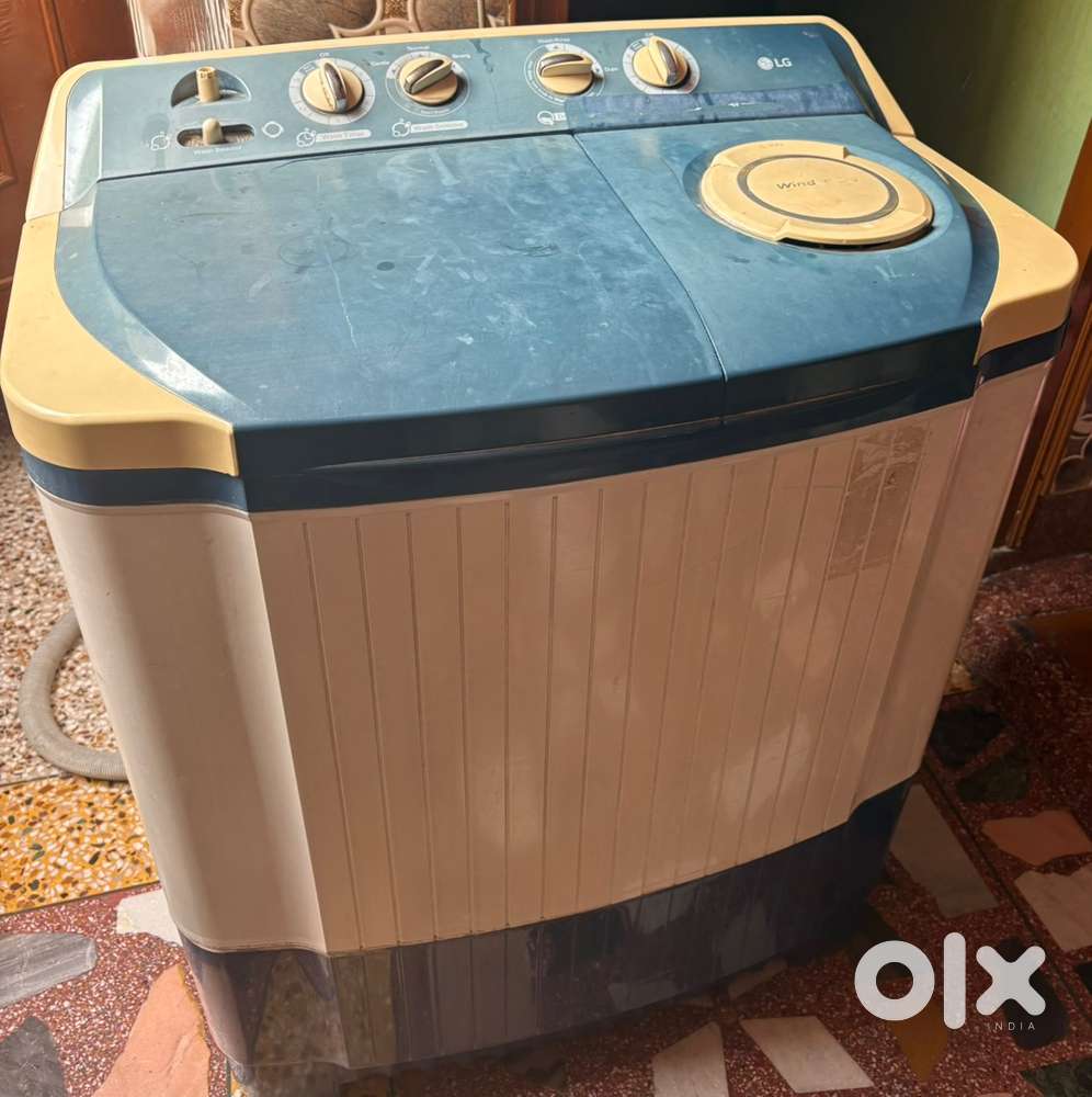 LG Semi Automatic Washing Machine