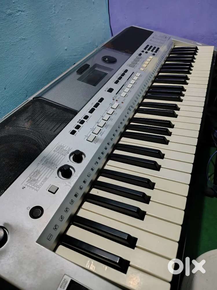 YAMAHA PSR I455 DIGITAL KEYBOARD INDIA STYLES  EXCELLENT CONDITION