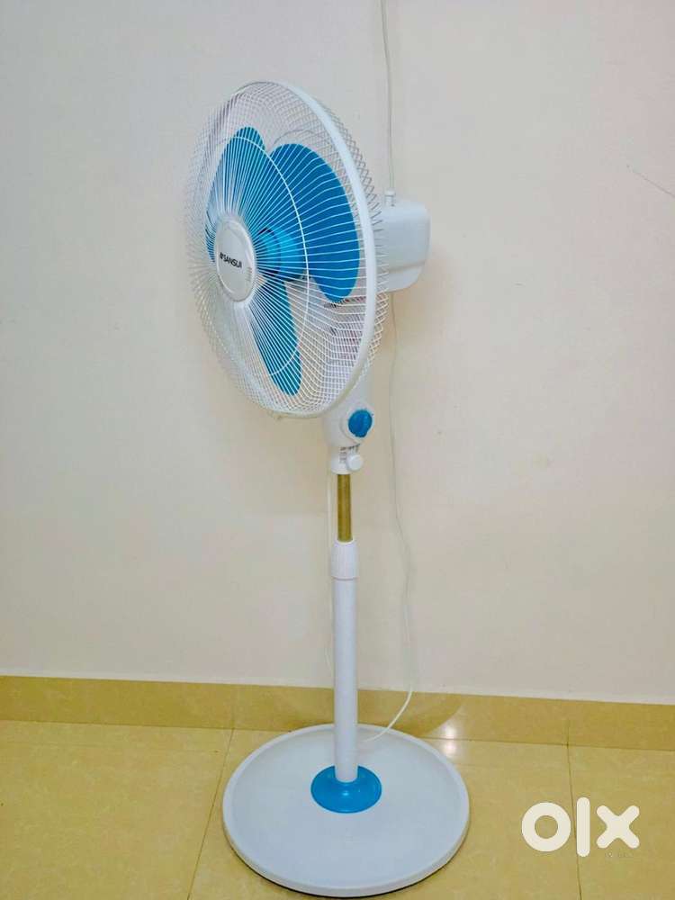 PEDESTAL FAN