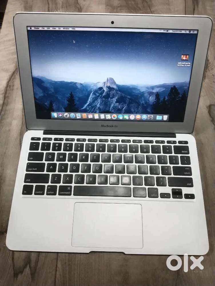Macbook Air i5, 4gb Ram, 128gb SSD