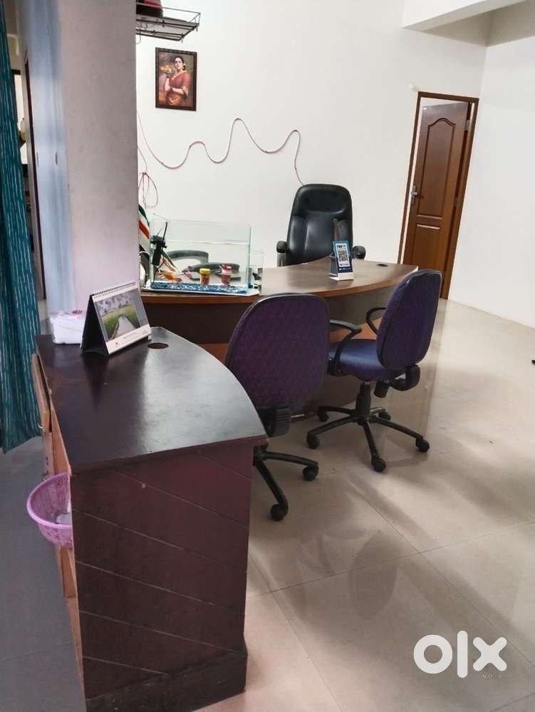 Front office Lady സ്റ്റാഫിനെ ആവശ്യംഉണ്ട്.