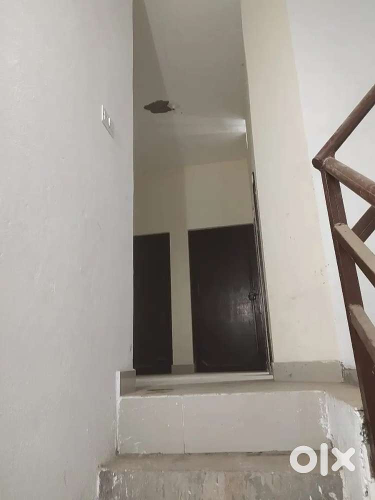 Room rent 3 bhk end 3 bhk