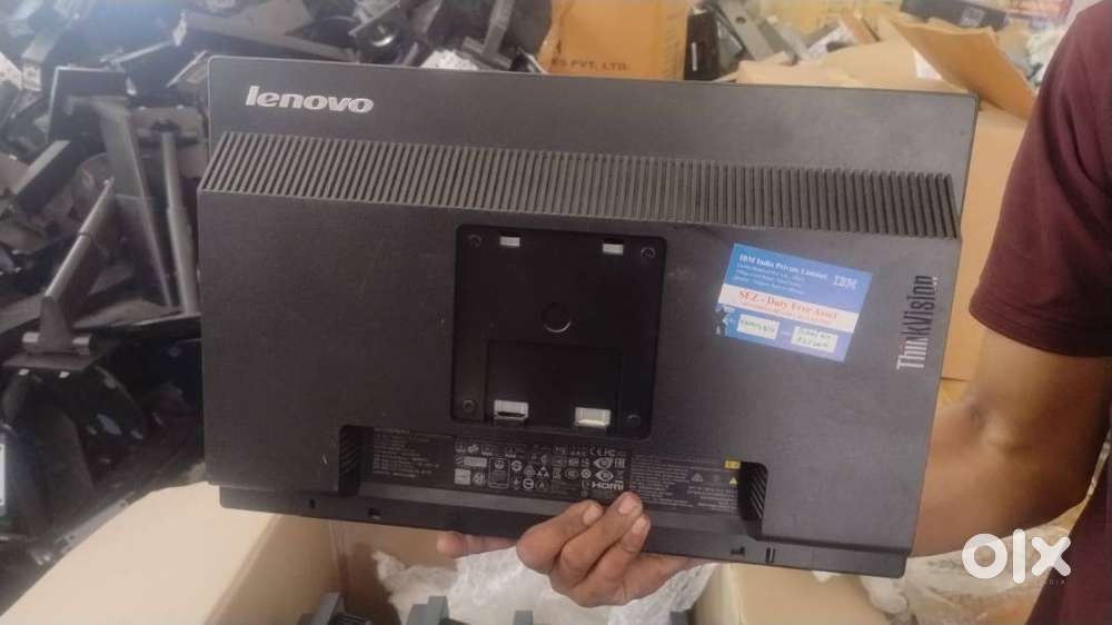LENOVO 22inc MONITOLR