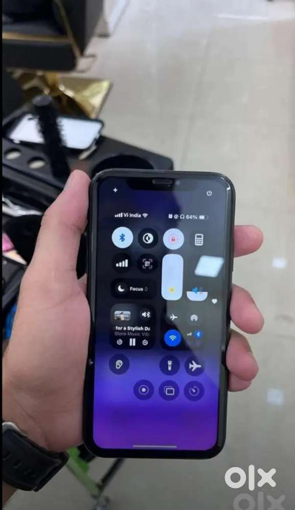 I phn xr original display aa very good condition aa phne di 128 gb aa