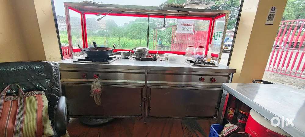 Restaurant kitchen furniture oven