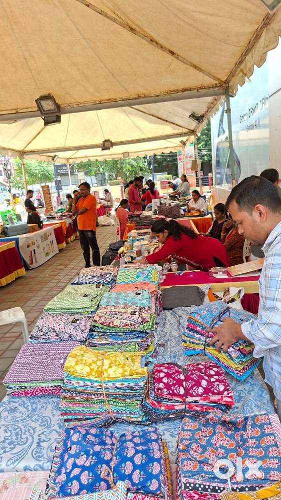 Wanted Sales Person Girls /Boys (Salary+Accomadation)