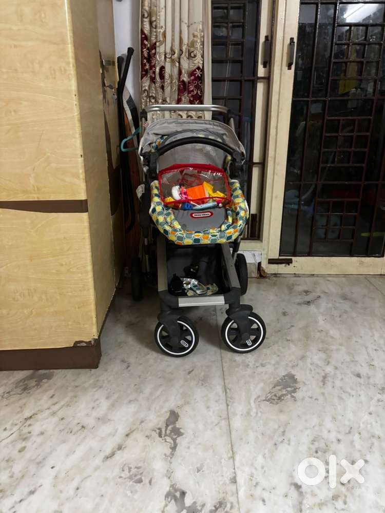 Star and Daisy Baby Stroller for Sale