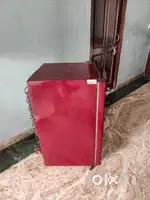 Single door refrigerator