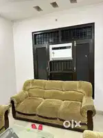10 seater sofa set with table