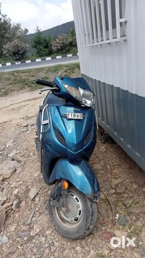 I am selling my Scooter Honda activa 4G