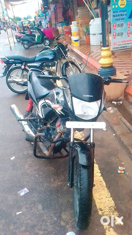 Urgent sell Honda dream Yuga