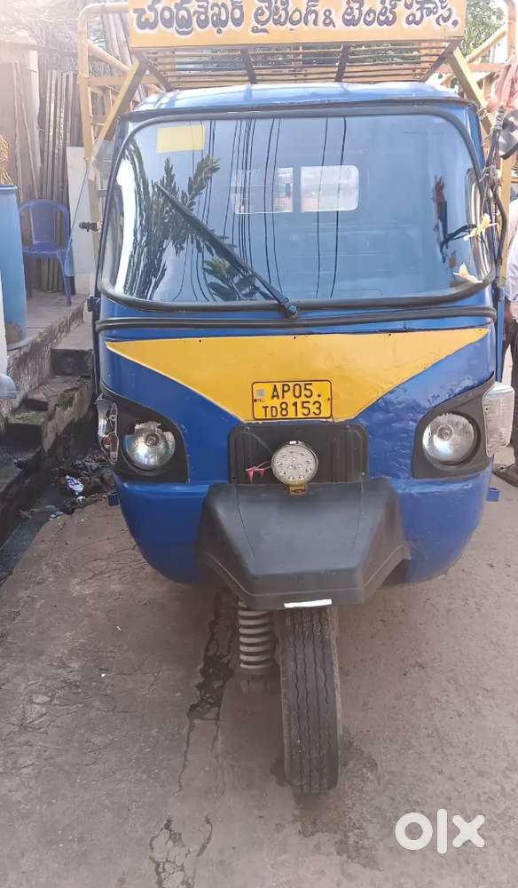 Load auto 3 wheller