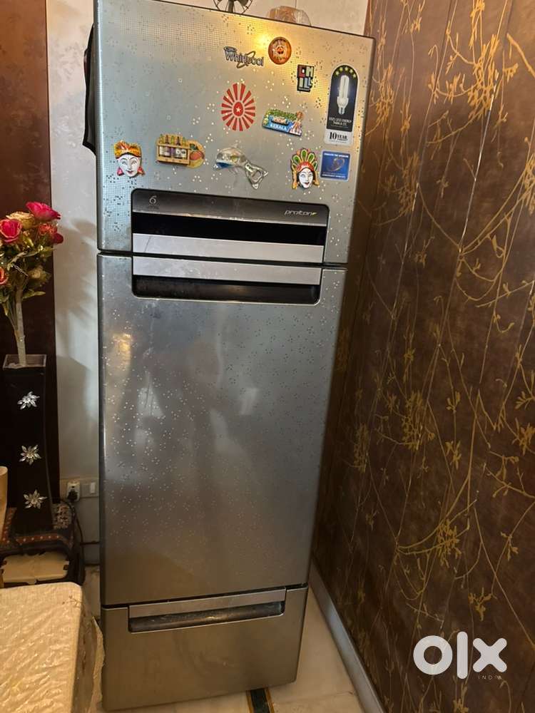 Whirlpool fridge in very good condition