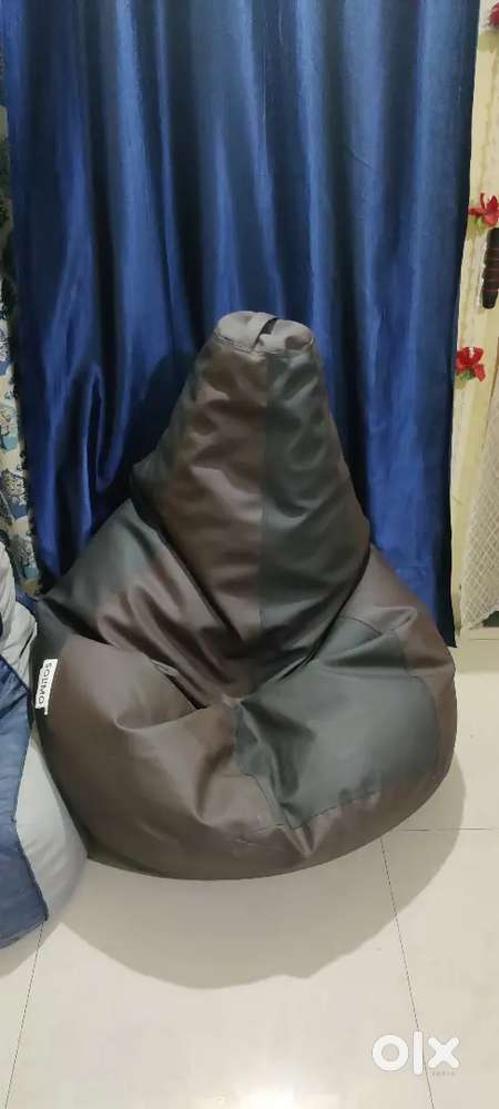 Bean bags (2) blue and brown color