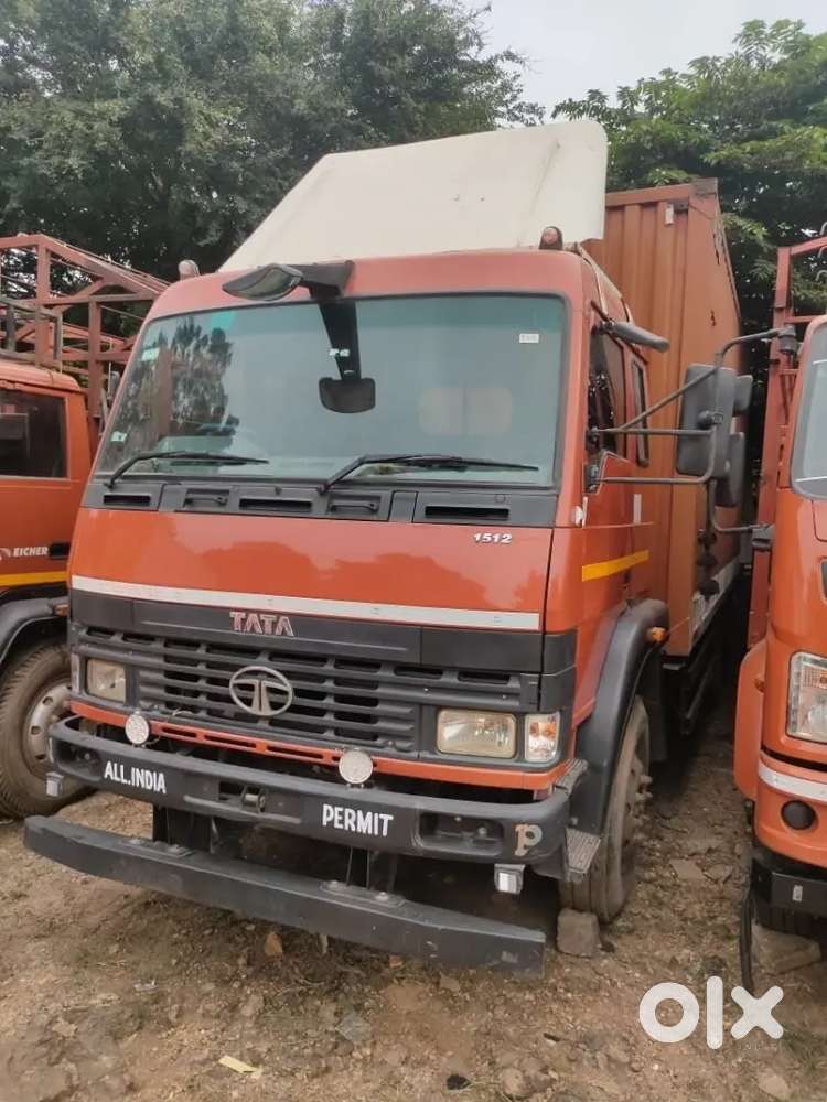 TATA 1512 20 FEET