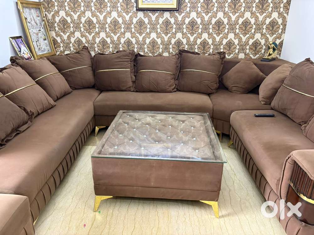 8+2 sofa set