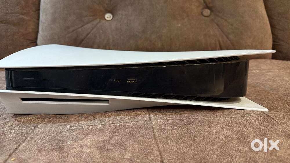 Ps5 fat gaming console