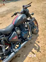 Bike ghar pe khadi he kam nahi he gadi ka