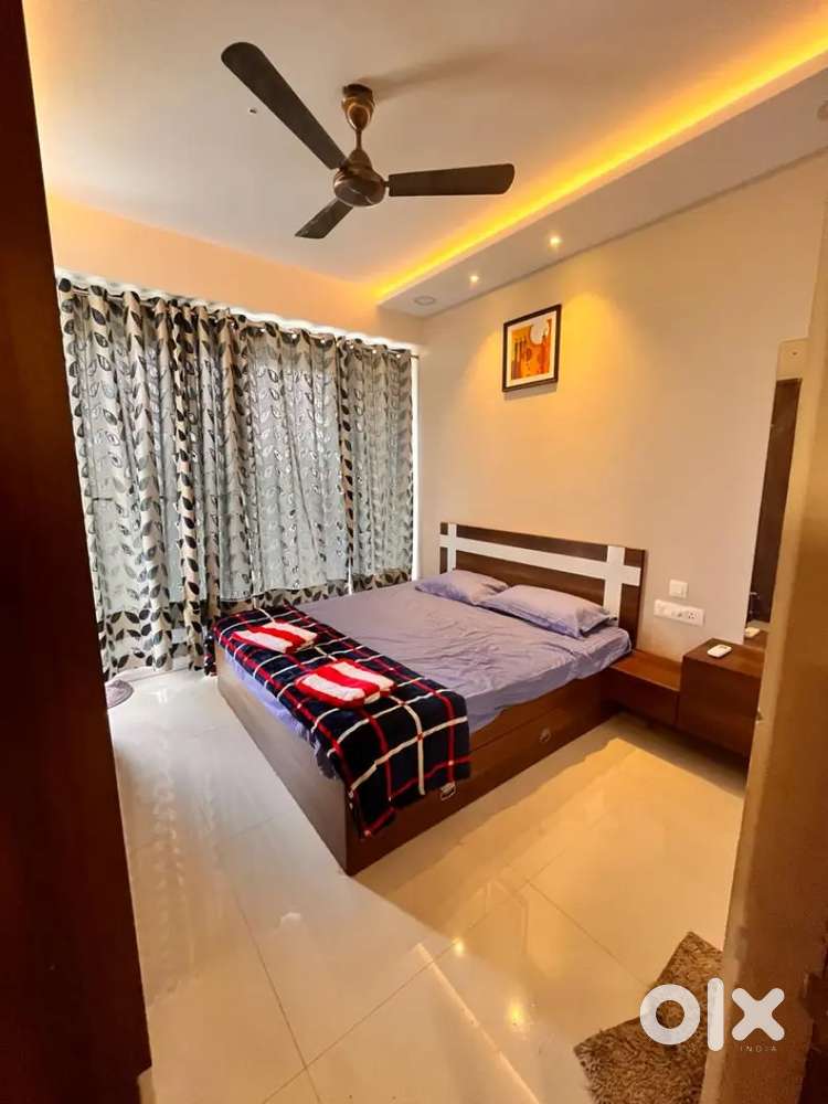Urvasotre  2 bhk Luxury flat for rent 30k  all amenities