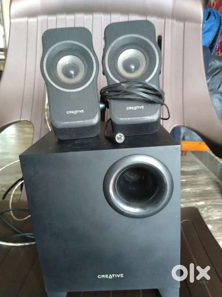Creative 2.1 speaker