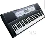Yamaha piano keyboard