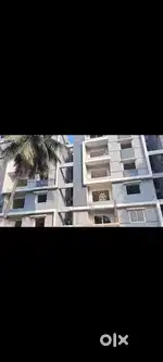Ready move flats available at pm palam