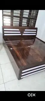 NEW 6X5 STORAGE BED