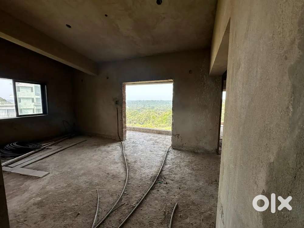 For Sale 4BHK Bungalow/Flat under construction Parvorim,N Goa