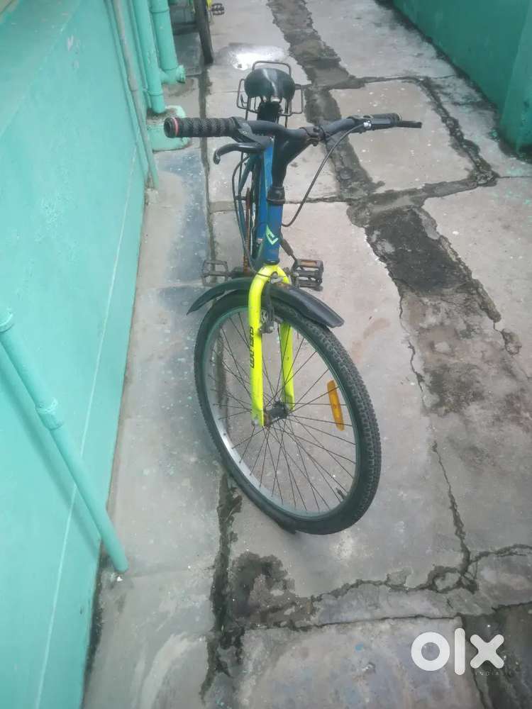 My final rate is 4000 rs location Pallavaram urgent sale