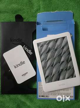 Kindle 10th gen 8GB E-book reader in Mint condition