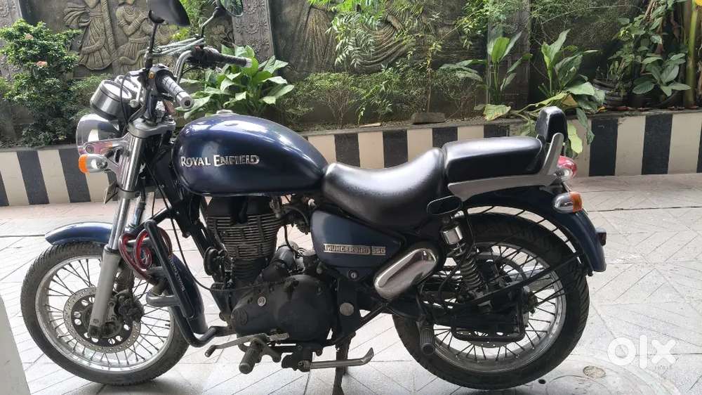 RE THUNDERBOLT 350 perfectly new condition