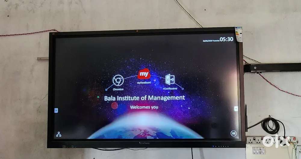 ONLINE CLASS SMART BOARD TV