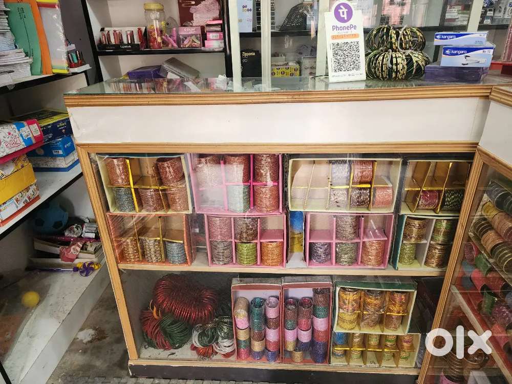 Showcase for shope