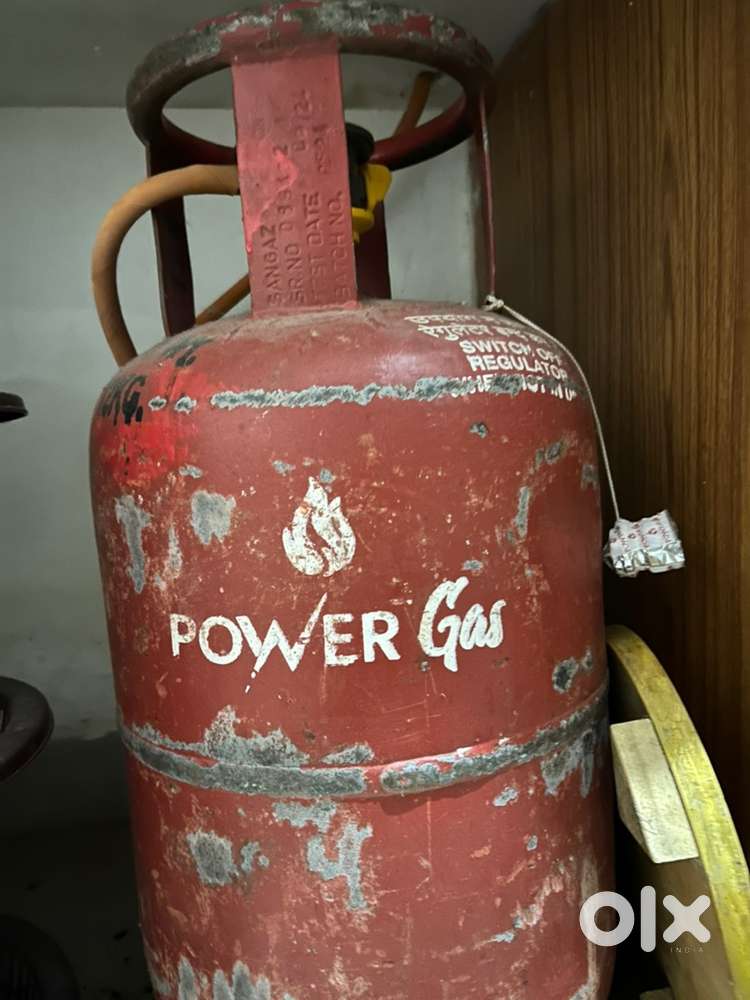 Cylinder & Gas Stove