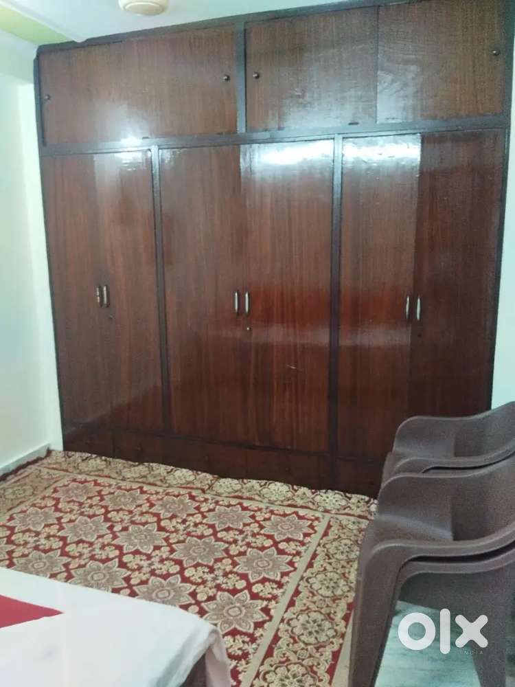 2 Bhk 3rd floor pahalwaan chowk 55 gaz