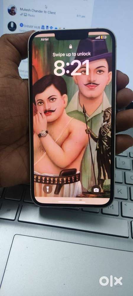 128GB/Battery Health 88%/with box, original display changed.
