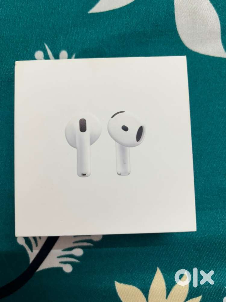 Sealed Apple Airpods 4 Wireless Earbuds