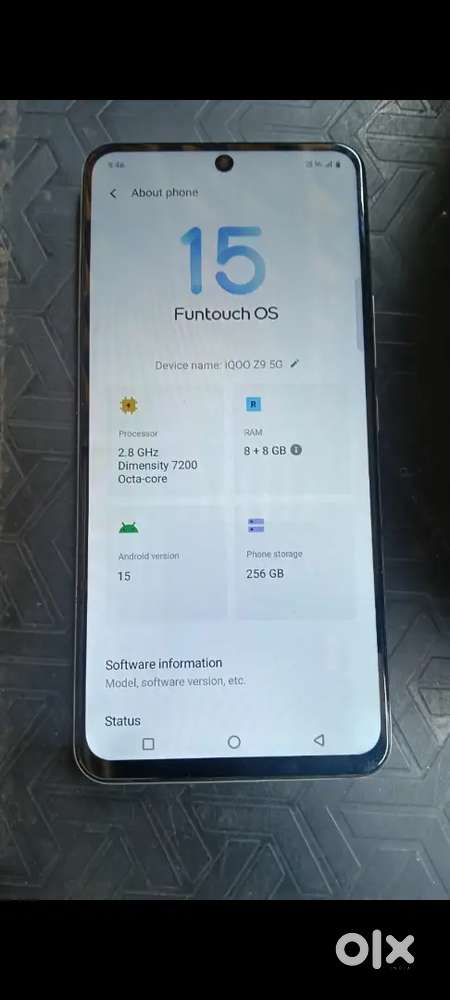 iQOO z9 5g RAM 8GB/256 ONE HANDED PHONE WITH ORGINAL BILL AND BOX